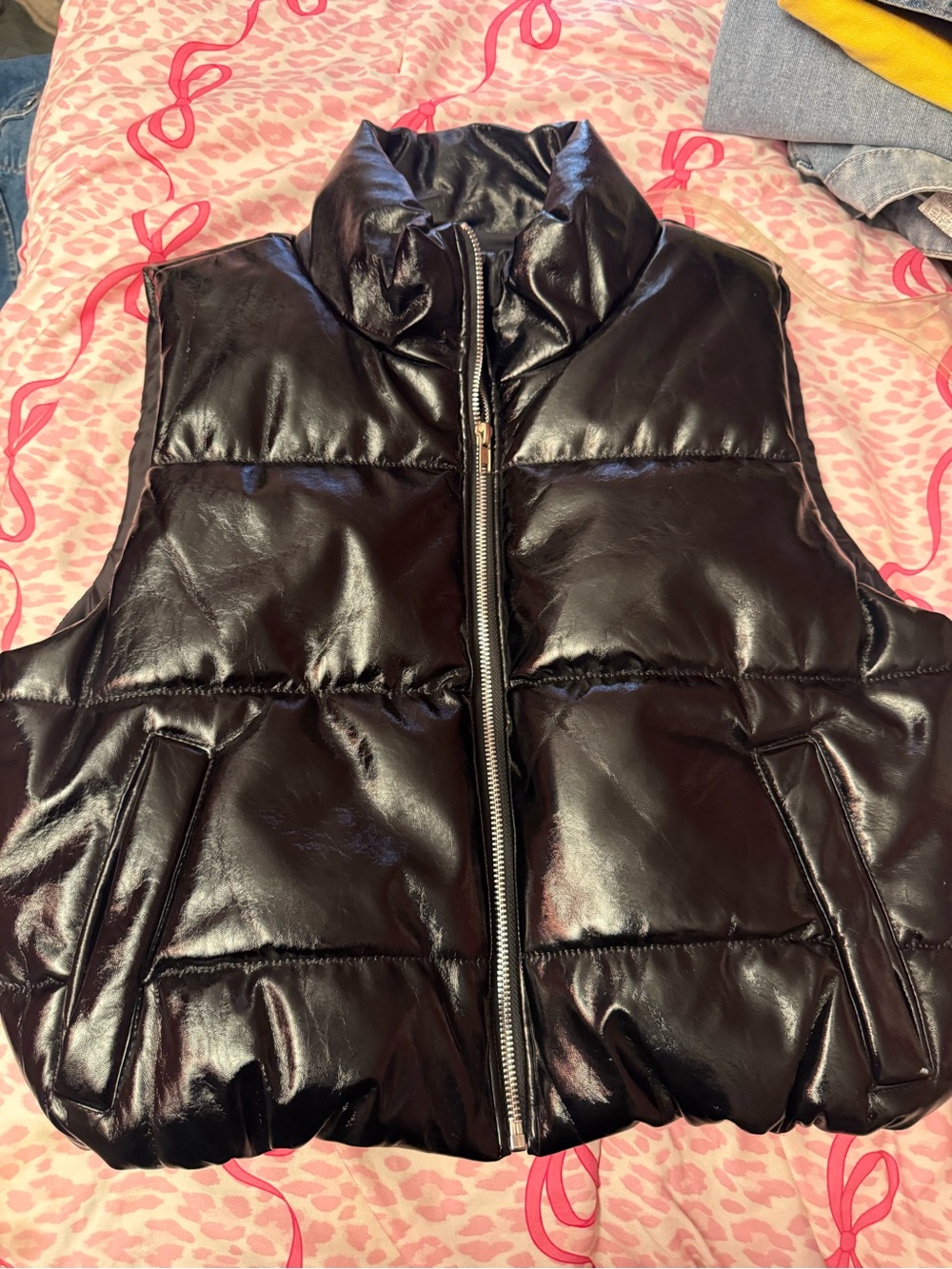 Ambiance Apparel Women's Black Gilet